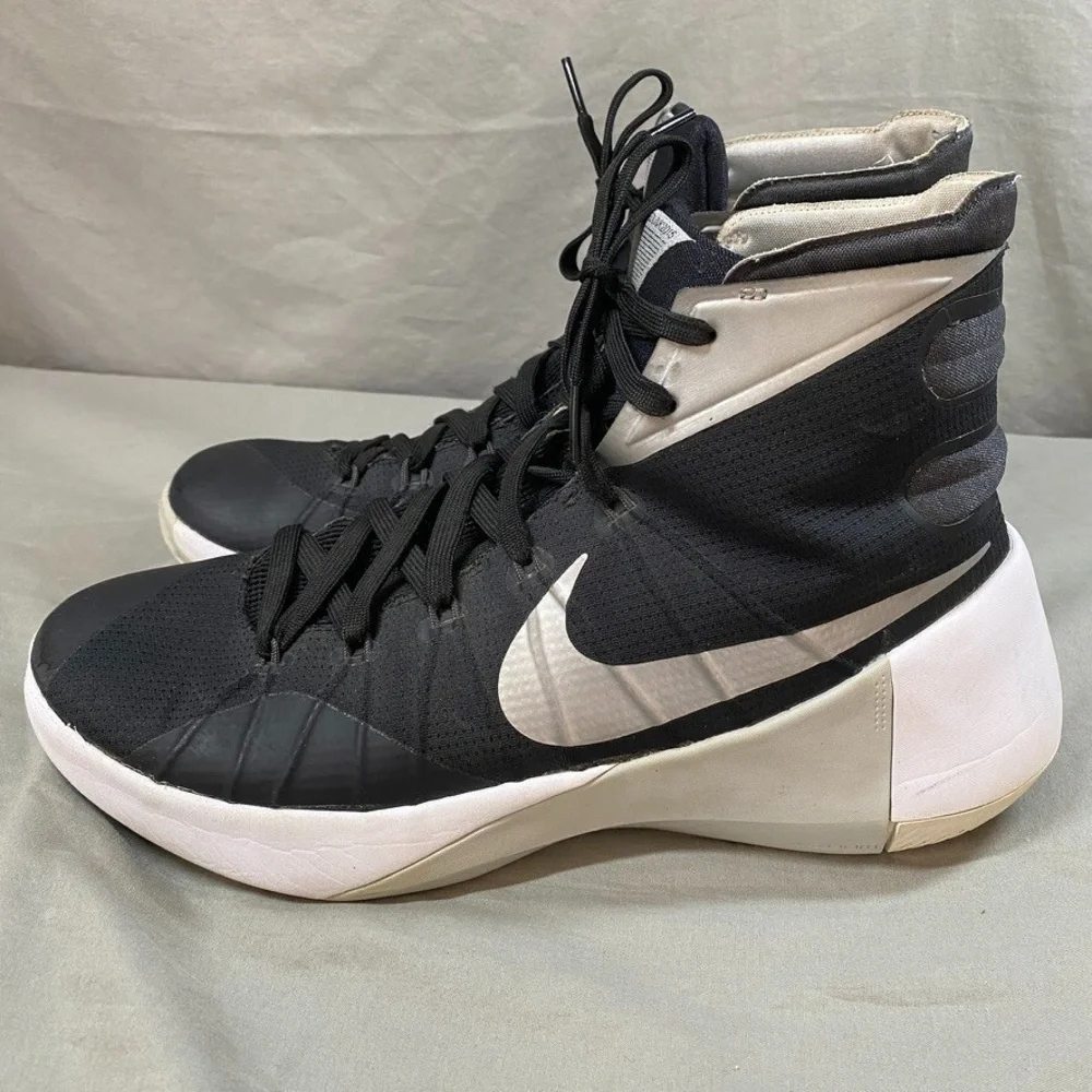 Nike‎ Hyperdunk 2015 Men's Size 10 Black Hightop Basketball Sneakers 749645-001